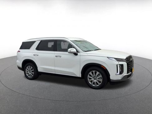 Used 2025 Hyundai Palisade SEL AWD/4WD image 2