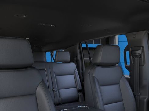 New 2026 Chevrolet Suburban LT w/ Comfort Package RWD image 24
