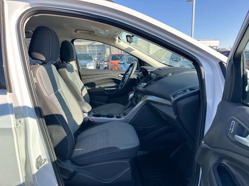 Used 2015 Ford Escape SE w/ Equipment Group 201A image 26