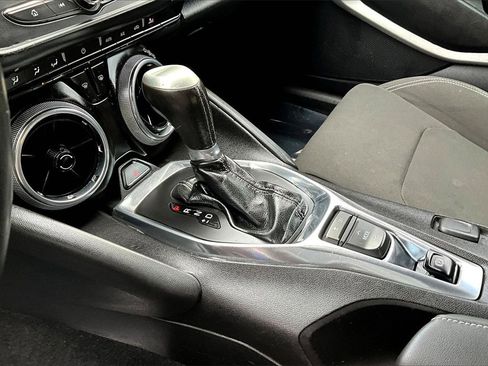 Certified 2016 Chevrolet Camaro LT image 16