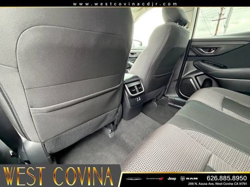 Used 2025 Subaru Outback Premium AWD/4WD image 30
