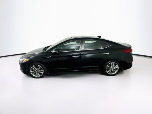 Used 2017 Hyundai Elantra Limited w/ Limited Tech Package 08 FWD image 4