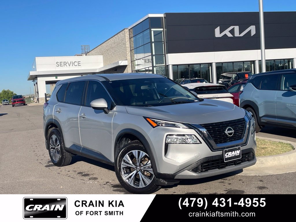 Used 2023 Nissan Rogue SV FWD image 1