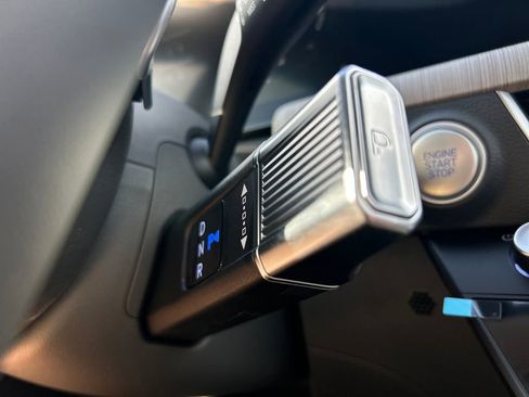 New 2025 Hyundai Sonata Limited image 22