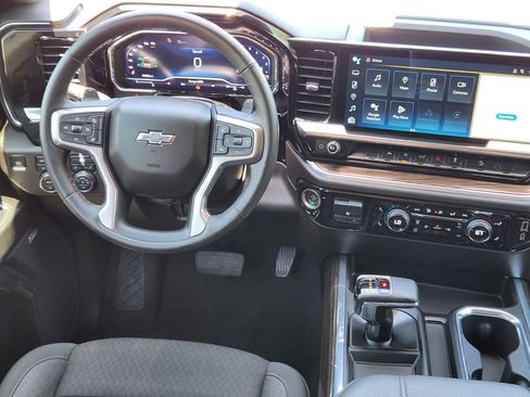 Used 2024 Chevrolet Silverado 1500 RST w/ Texas Edition Plus AWD/4WD image 9