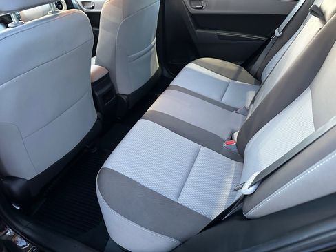 Used 2019 Toyota Corolla L image 7