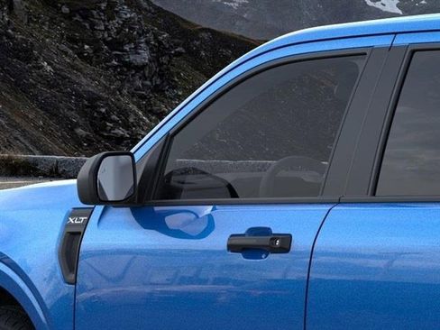 New 2025 Ford Maverick XLT image 21