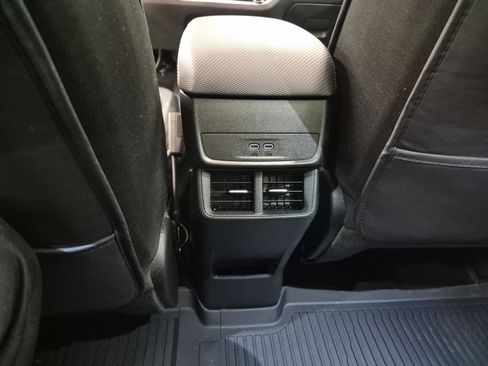 Used 2026 Chevrolet Equinox LT w/ Safety and Technology Package image 18