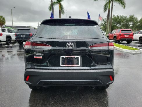 Used 2026 Toyota Corolla Cross L FWD image 10