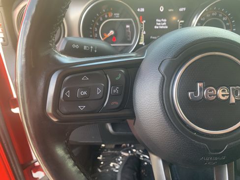 Used 2020 Jeep Gladiator Sport w/ Quick Order Package 23S AWD/4WD image 19
