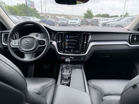 Used 2020 Volvo V60 T5 Cross Country AWD/4WD image 14