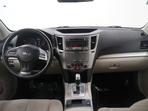 Used 2013 Subaru Outback 2.5i Premium image 13