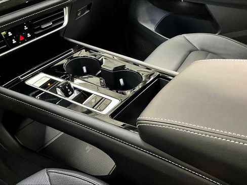 New 2026 Volkswagen Atlas SEL image 10