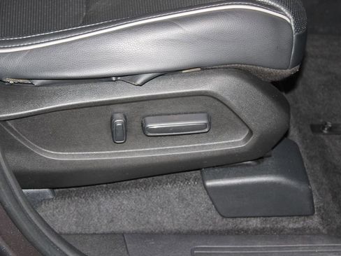 Used 2023 Honda Pilot Elite image 26