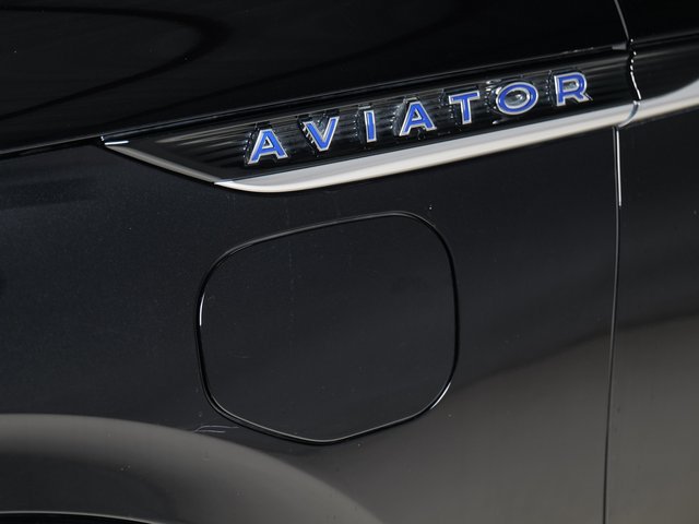 Used 2021 Lincoln Aviator Black Label Grand Touring w/ Class IV Trailer Tow Package AWD/4WD image 31