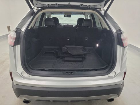 Used 2019 Ford Edge Titanium AWD/4WD image 29