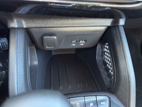 Used 2024 Chevrolet TrailBlazer LT w/ LT Cold Weather Package image 21