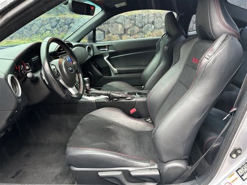 Used 2018 Subaru BRZ Limited w/ Popular Package #3 image 12