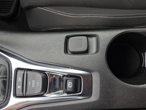 Used 2024 Chevrolet Camaro LT w/ Technology Package image 26