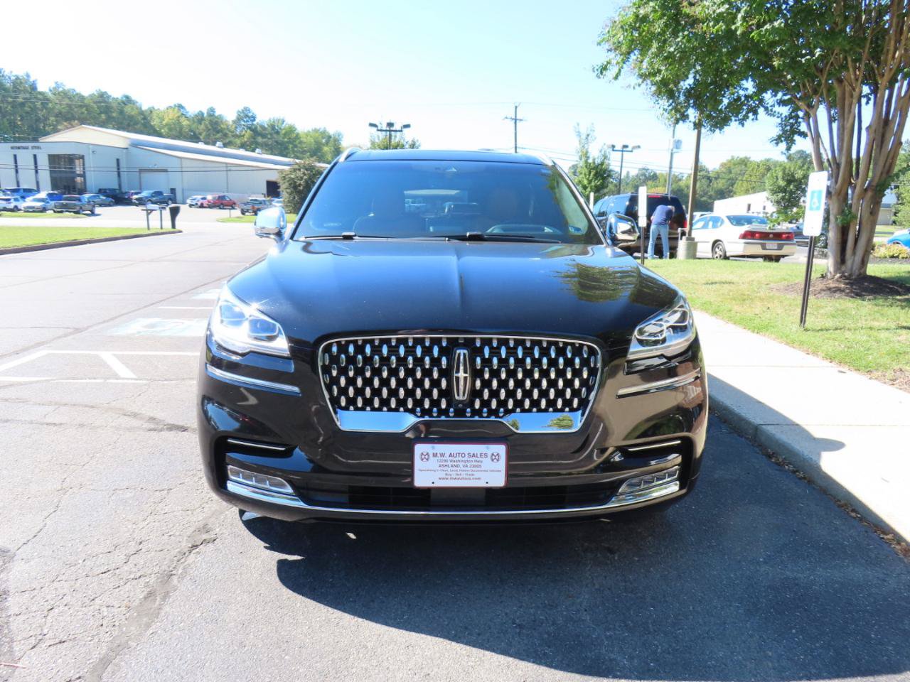 Used 2022 Lincoln Aviator Black Label w/ Dynamic Handling Package AWD/4WD image 12