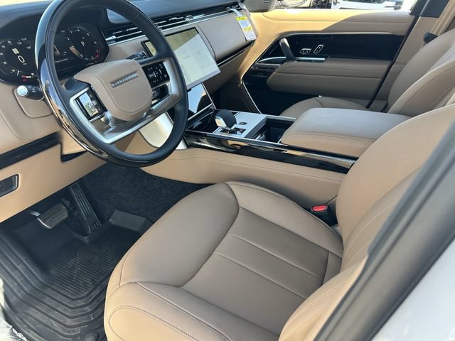 New 2026 Land Rover Range Rover Long Wheelbase SE AWD/4WD image 5