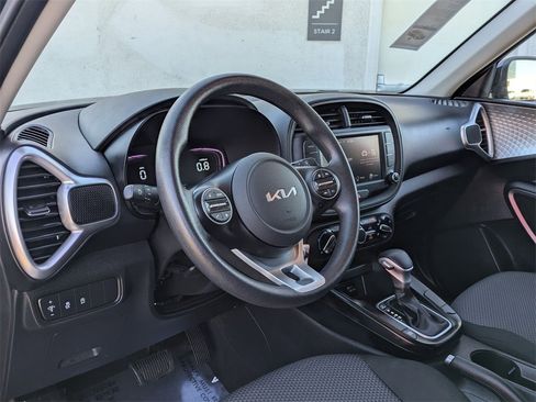Used 2024 Kia Soul LX w/ Option Group 015 image 15