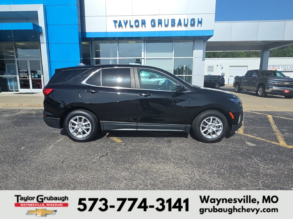 Used 2022 Chevrolet Equinox LT FWD image 1