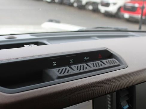 Used 2022 Ford Bronco Outer Banks image 36