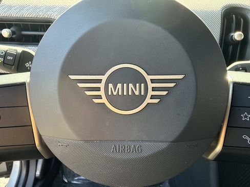 Certified 2025 MINI Cooper S FWD image 34