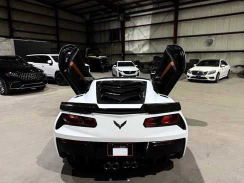 Used 2016 Chevrolet Corvette Stingray Coupe w/ 2LT Preferred Equipment Group image 5