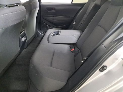 Used 2023 Toyota Corolla LE image 12