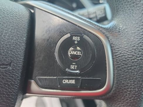 Used 2018 Honda Civic EX image 18
