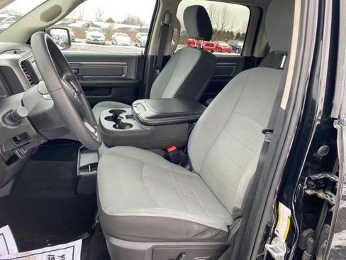 Used 2022 RAM 1500 Classic SLT image 14