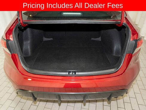 Used 2024 Toyota Corolla SE FWD image 5