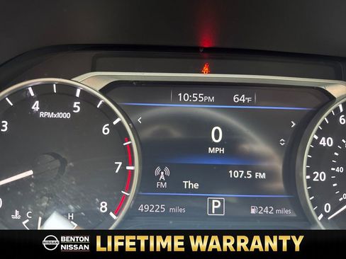 Used 2023 Nissan Sentra SR w/ Trunk Package image 17