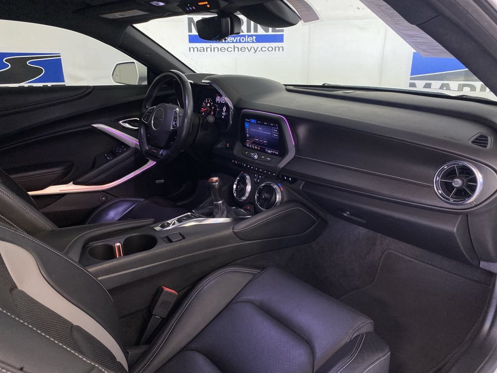 Used 2020 Chevrolet Camaro SS RWD image 34