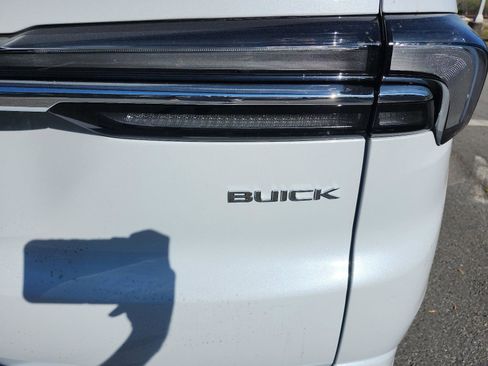 New 2026 Buick Enclave Avenir w/ Super Cruise Package image 4