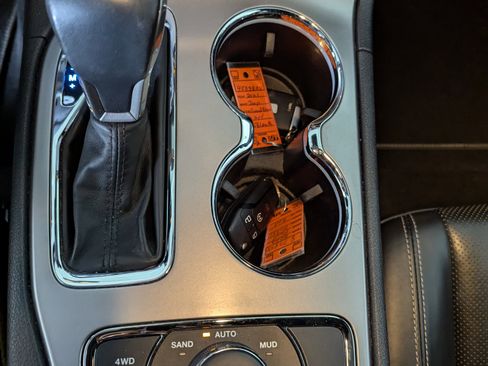 Used 2021 Jeep Grand Cherokee Limited w/ Quick Order Package 28K 80th image 15