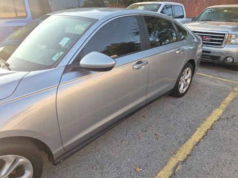 Used 2024 Honda Accord LX image 5