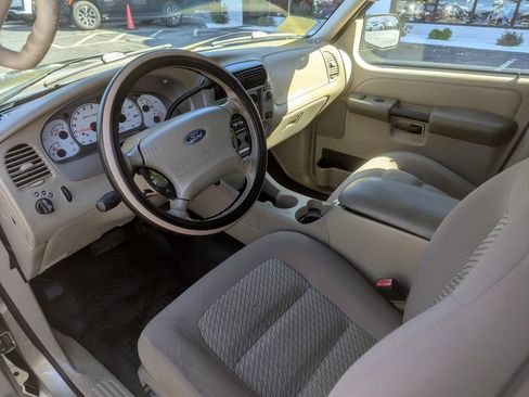 Used 2003 Ford Explorer Sport Trac XLS RWD image 13