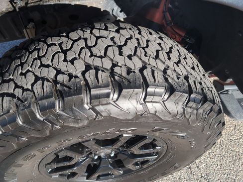 Used 2022 Ford Bronco Raptor image 29