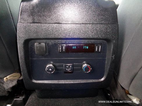 Used 2017 Ford Expedition EL XLT image 19