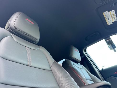 Used 2024 Chevrolet TrailBlazer RS w/ Convenience Package image 17