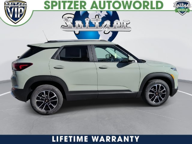 New 2026 Chevrolet TrailBlazer LT w/ LT Cold Weather Package FWD image 15