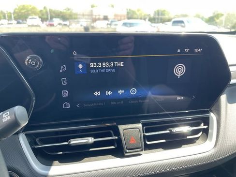 Used 2025 Chevrolet TrailBlazer LT AWD/4WD image 19