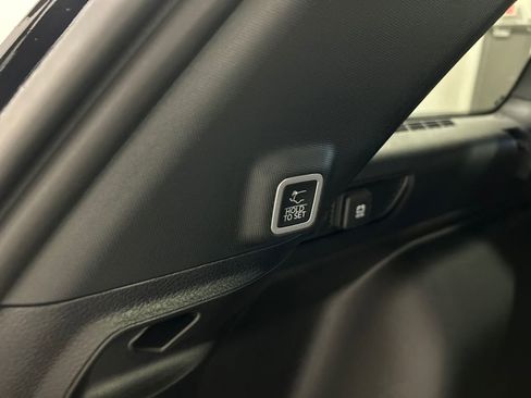 New 2025 Jeep Grand Cherokee Limited w/ Luxury Tech Group II image 34