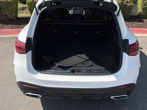 Used 2023 Mercedes-Benz GLC 300 image 6