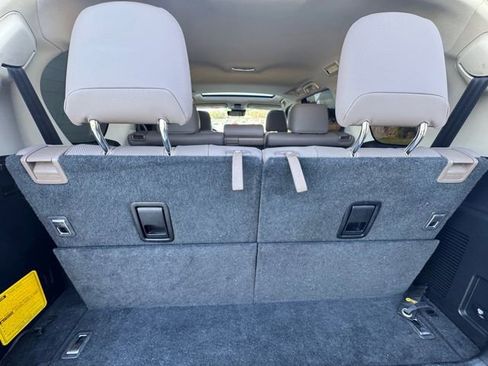 Used 2020 Lexus GX 460 Premium w/ Premium Package image 31