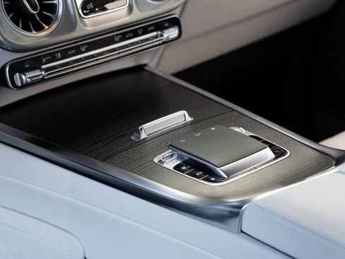 Used 2025 Mercedes-Benz G 63 AMG AMG G 63 image 6