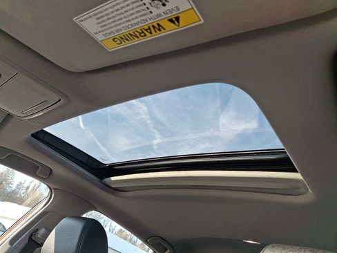 Used 2023 Acura Integra image 14